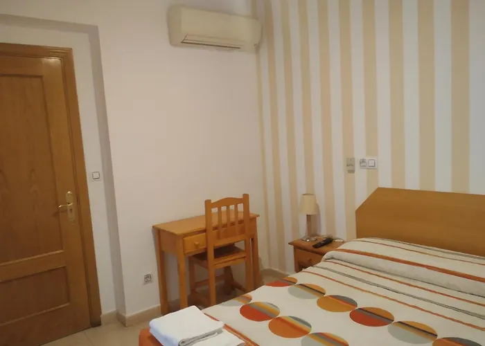 Pension Dominguez
